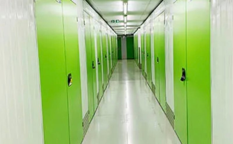 Storage Units at StorageMart - Tonbridge - 191 Vale Road, Tonbridge ENG